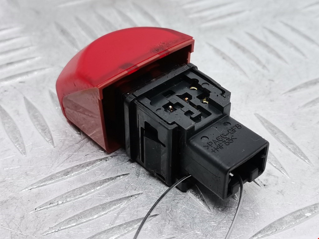 Кнопка аварийной сигнализации (аварийки) NISSAN Micra K12 2003-2010