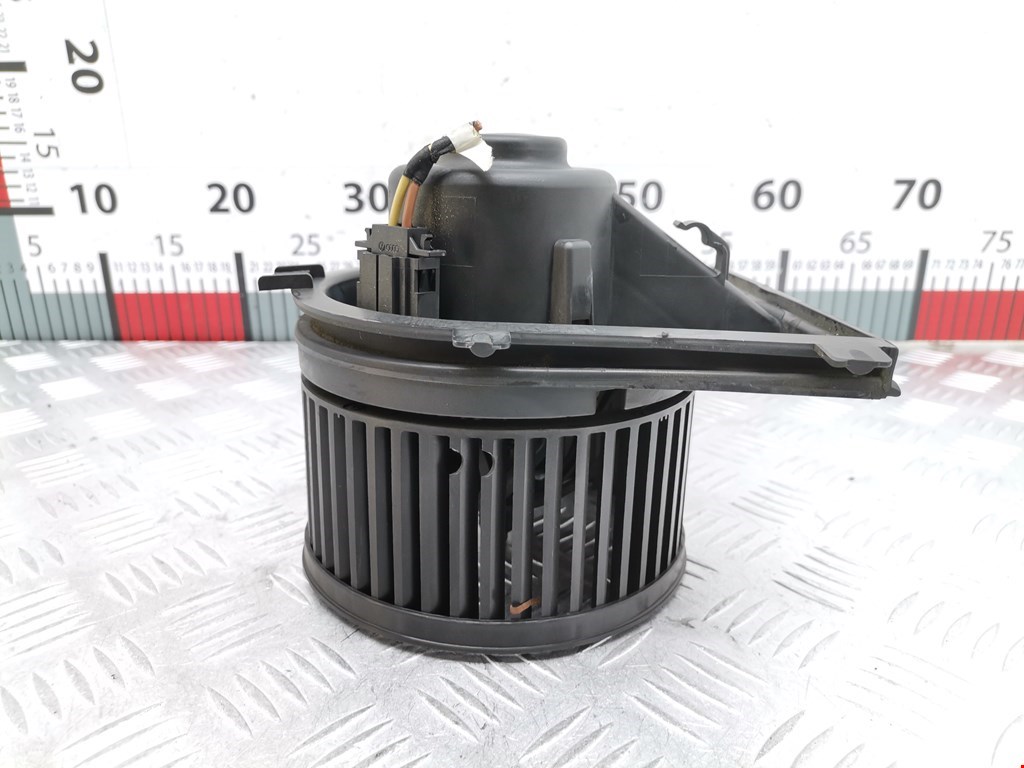 Моторчик (мотор) отопителя салона VOLKSWAGEN Lupo 1999-2005