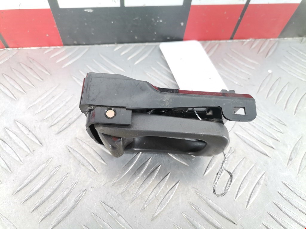 Ручка дверная передняя внутренняя левая SUBARU Impreza 1992-2000