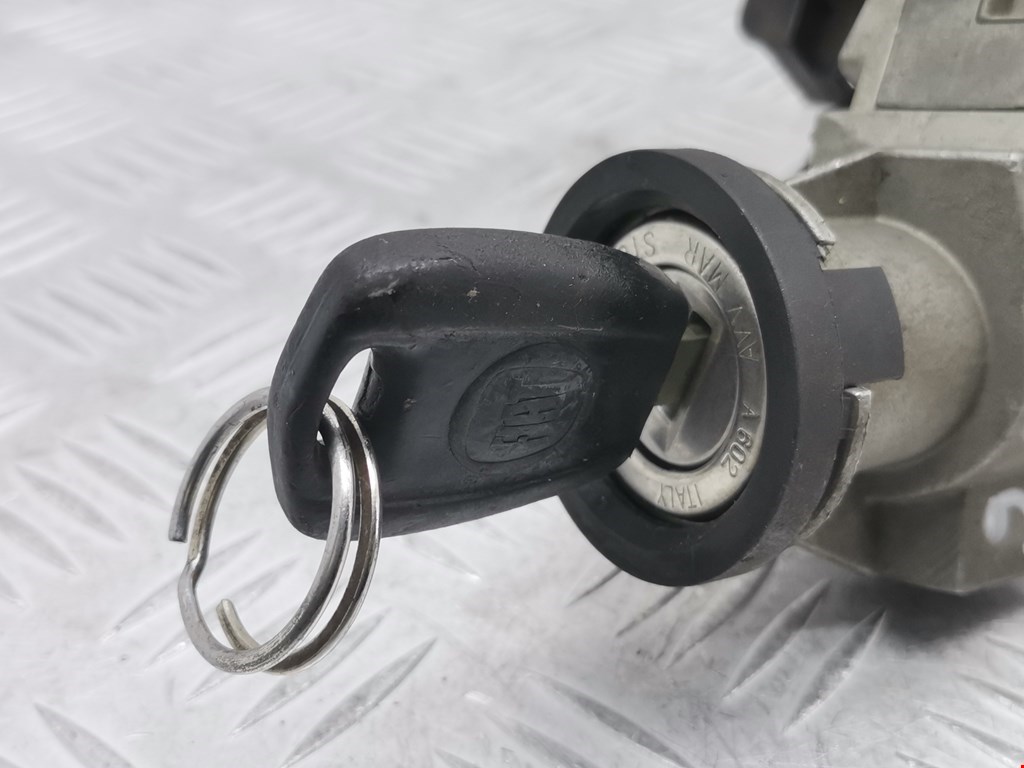 Замок зажигания FIAT Grande Punto 2005-2009