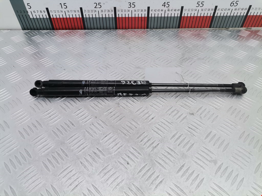 Амортизатор крышки (двери) багажника FIAT Grande Punto 2005-2009