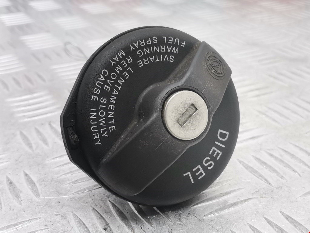 Крышка топливного бака FIAT Grande Punto 2005-2009