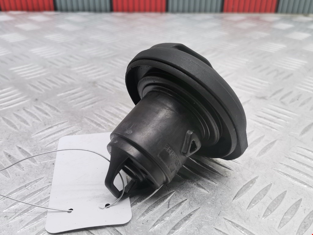 Крышка топливного бака FIAT Grande Punto 2005-2009