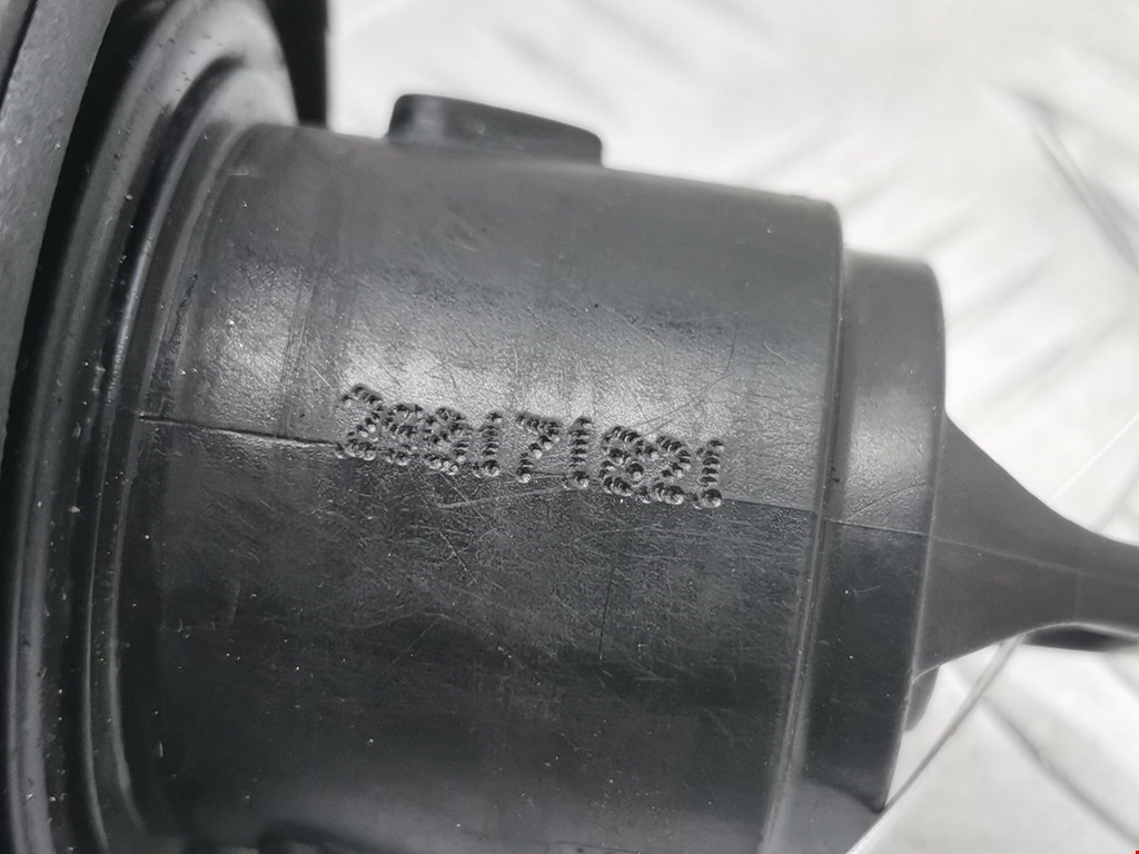 Крышка топливного бака FIAT Grande Punto 2005-2009