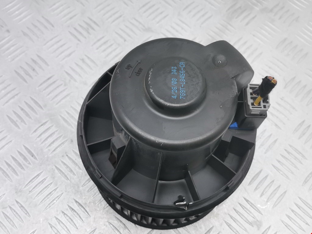 Моторчик (мотор) отопителя салона FORD Mondeo IV 2007-2015