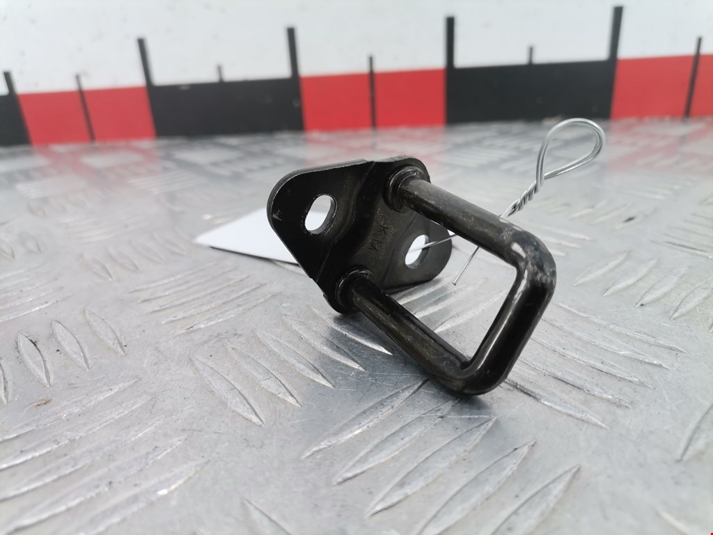 Замок багажника (крышки двери) KIA Sportage II 2004-2010