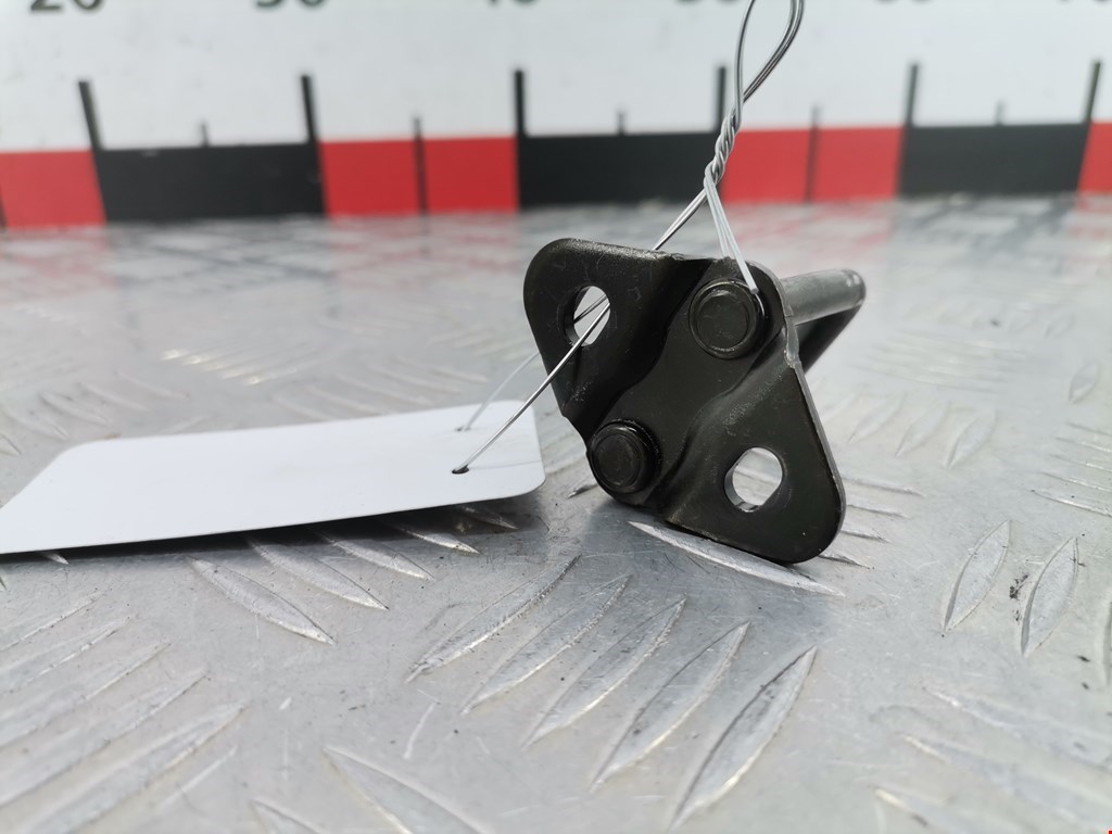 Замок багажника (крышки двери) KIA Sportage II 2004-2010