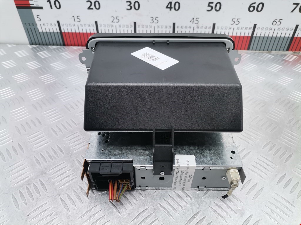 Магнитола VOLKSWAGEN Golf V 2003-2009