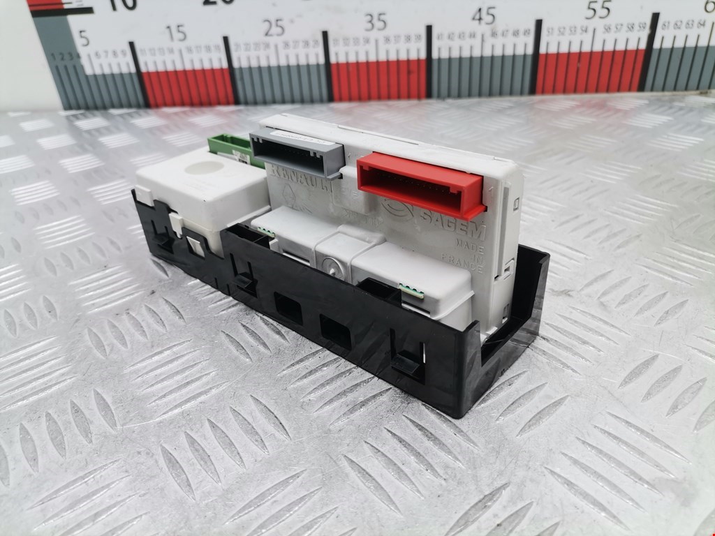 Дисплей информационный (компьютера) RENAULT Laguna 2001-2007