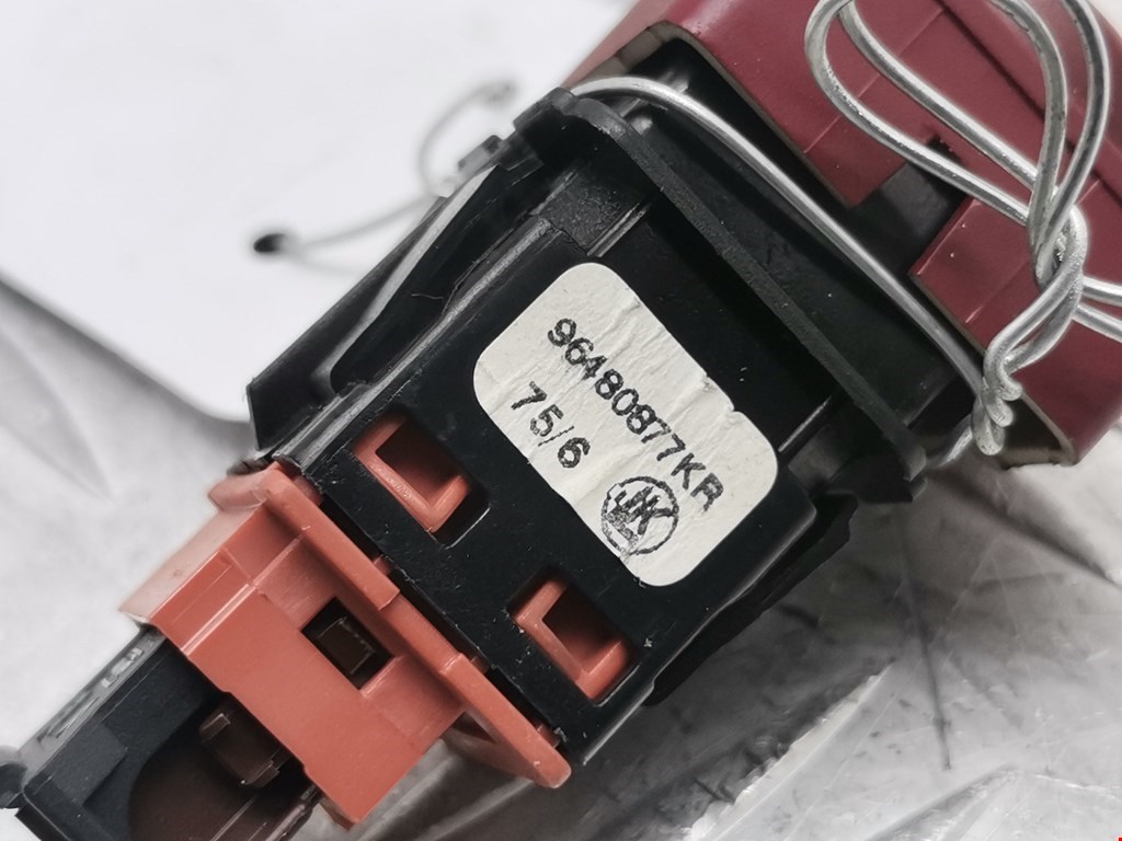 Кнопка аварийной сигнализации (аварийки) CITROEN C4 I 2004-2014