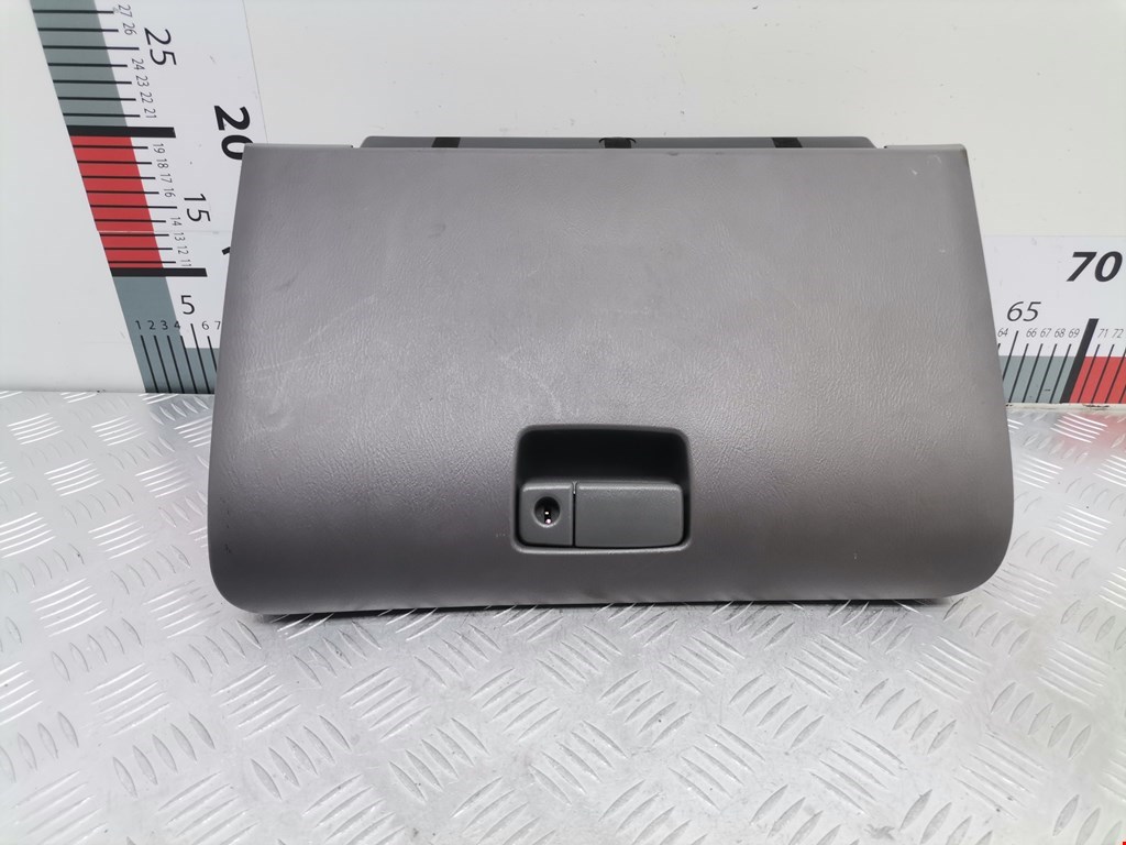 Бардачок SUBARU Legacy 1998-2004