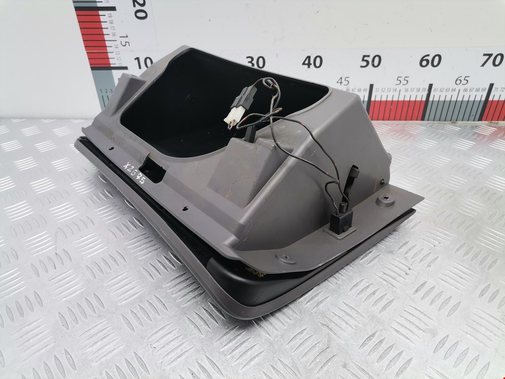 Бардачок SUBARU Legacy 1998-2004