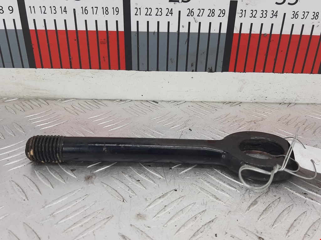 Крюк буксировочный HYUNDAI Getz 2002-2011