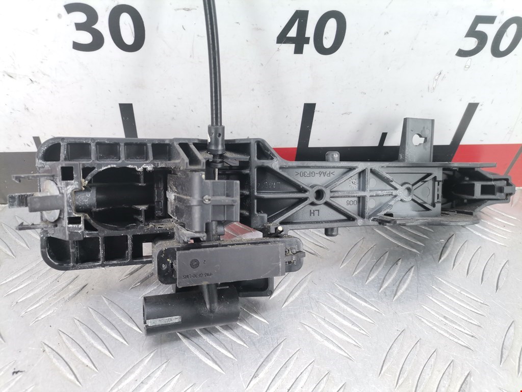 Ручка двери передней наружная левая HYUNDAI ix35 2010-2015