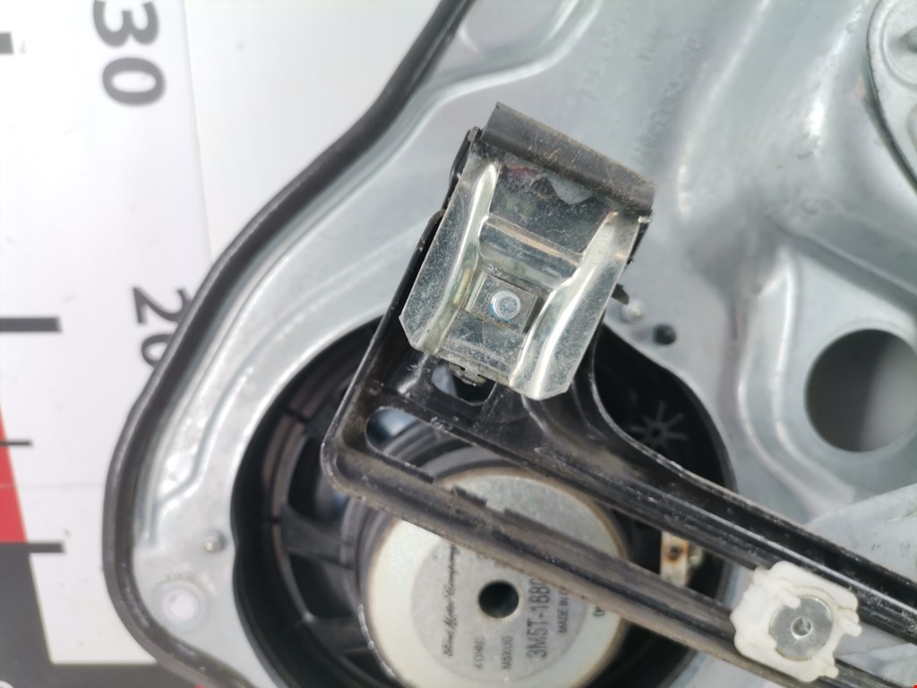 Стеклоподъемник задний левый FORD Kuga 2008-2012