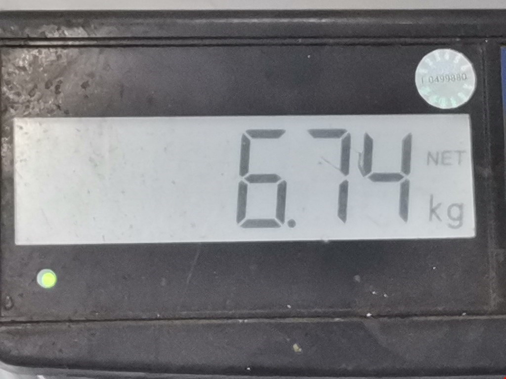 Усилитель переднего бампера (передний) VOLKSWAGEN Golf V 2003-2009