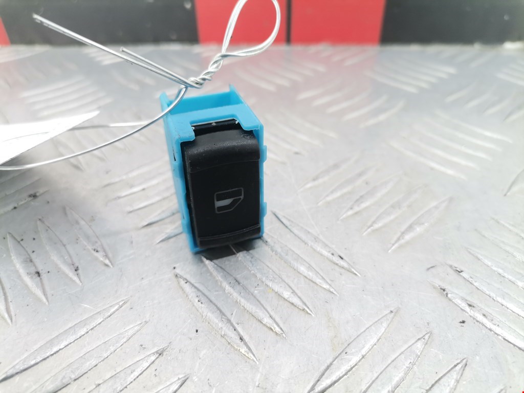 Кнопка стеклоподъемника SKODA Octavia A4 1U- 1997-2010