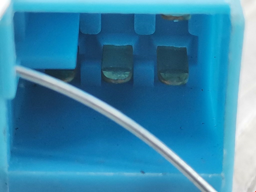 Кнопка стеклоподъемника SKODA Octavia A4 1U- 1997-2010