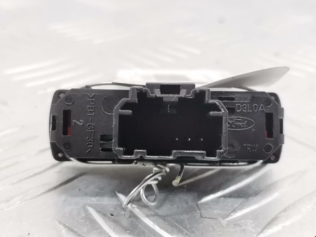 Кнопка аварийной сигнализации (аварийки) FORD Mondeo IV 2007-2015