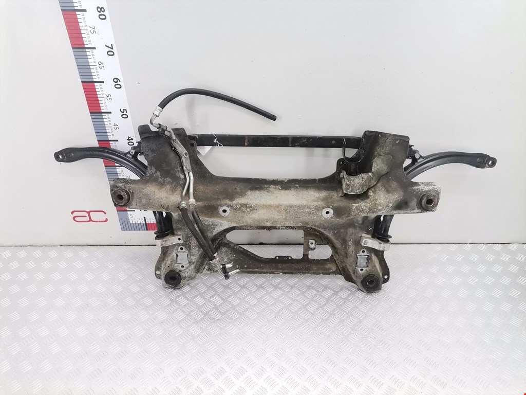 Балка передняя подрамник Citroen C5 1 (2000-2008)