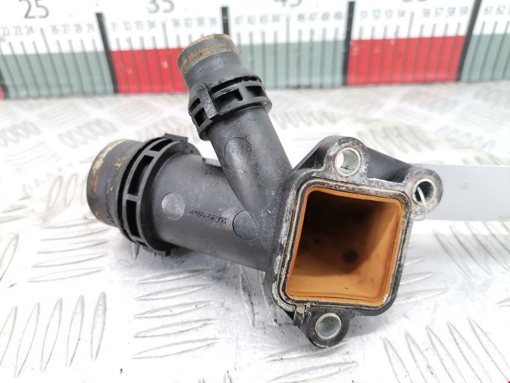 Тройник системы охлаждения BMW X5 E53 1999-2006