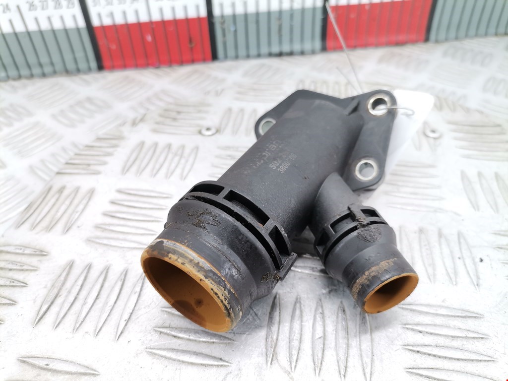 Тройник системы охлаждения BMW X5 E53 1999-2006