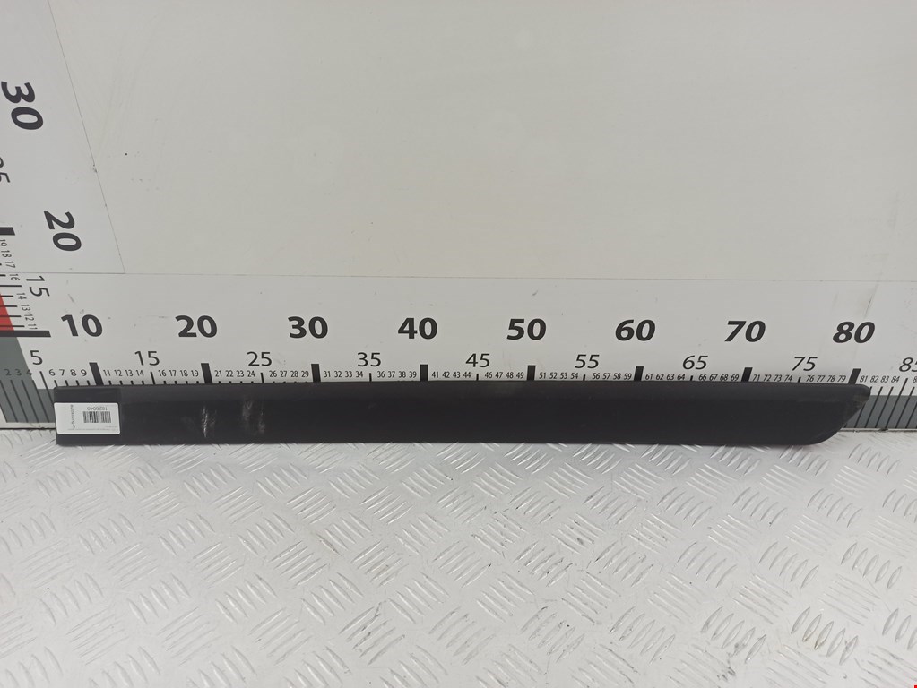 Накладка декоративная (молдинг) двери задней левой Skoda Fabia 2 (5J) (2007-2014)