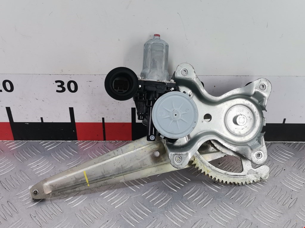 Стеклоподъемник задний левый TOYOTA RAV 4 XA30 2006-2012