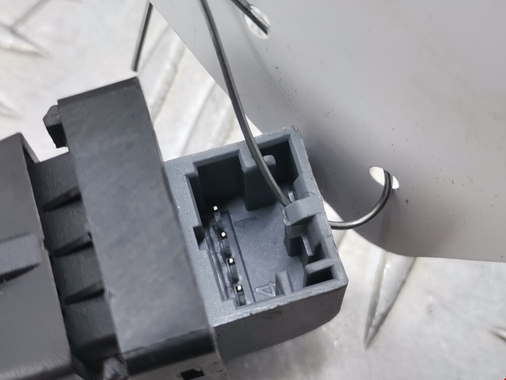 Кнопка стеклоподъемника AUDI A4 B8 2007-2015