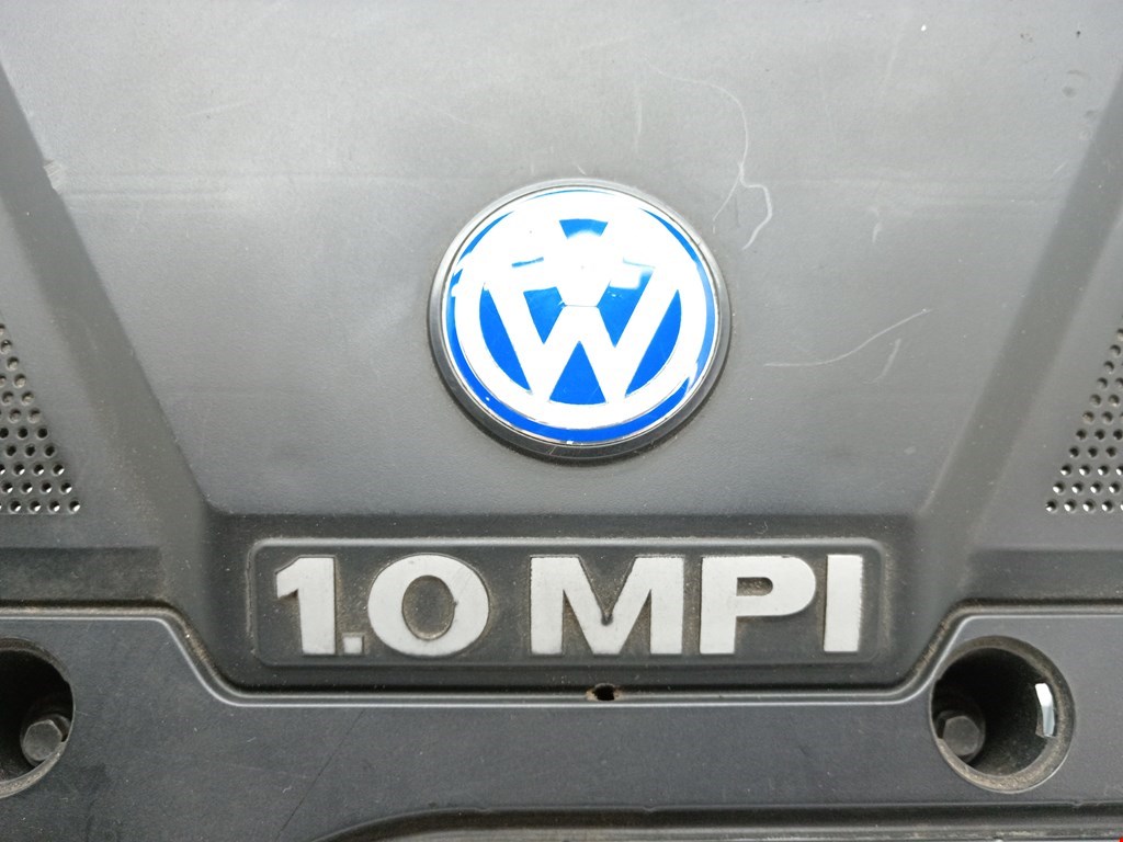 Корпус воздушного фильтра VOLKSWAGEN Polo III 1994-2001