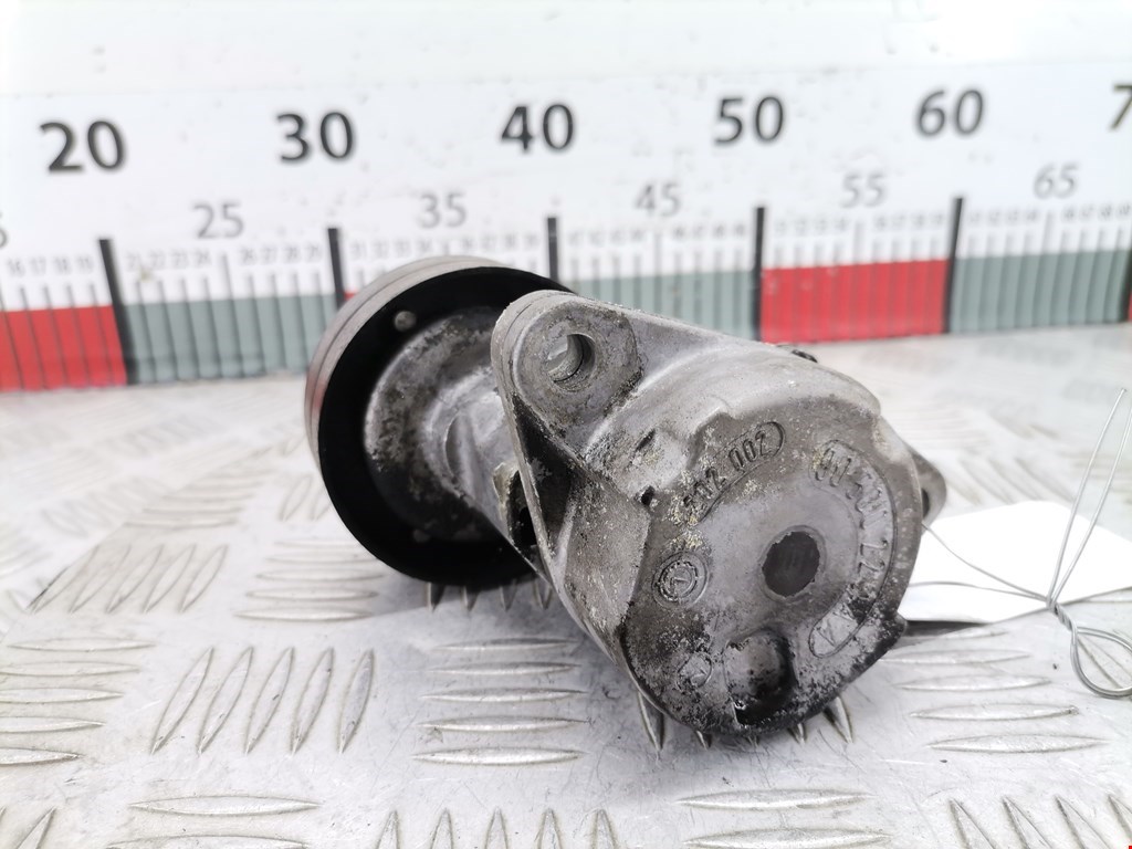 Натяжитель ремня генератора (приводного поликлинового ремня Opel Vectra B (1995-2002)