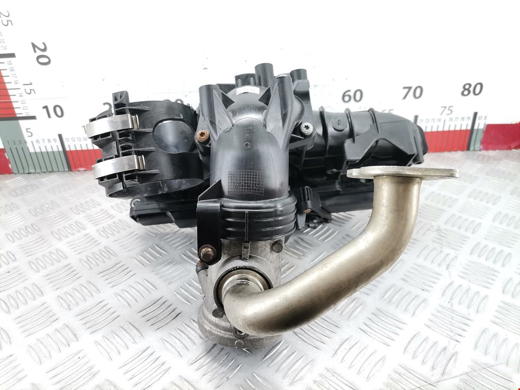 Коллектор впускной MERCEDES-BENZ C-Class C-klasse W204 2007-2015