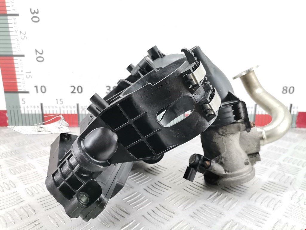 Коллектор впускной MERCEDES-BENZ C-Class C-klasse W204 2007-2015