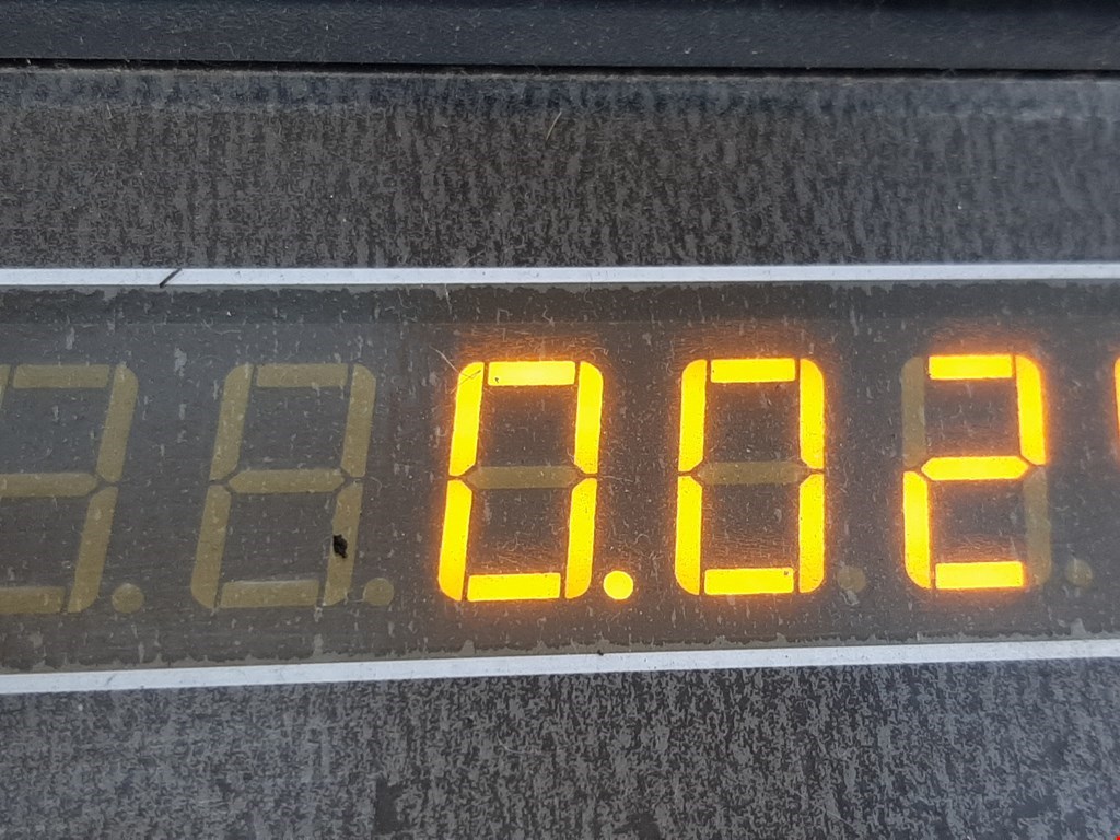 Кнопка аварийной сигнализации (аварийки) VOLKSWAGEN Touareg 2002-2010