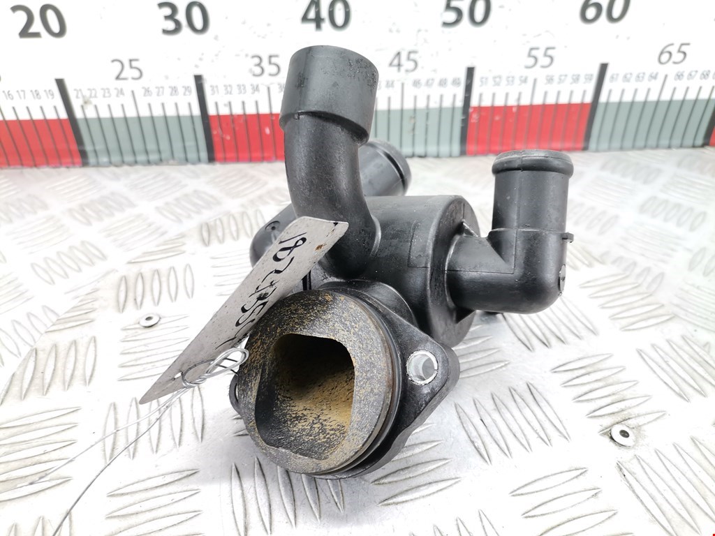 Корпус термостата VOLKSWAGEN Passat CC 2008-2017