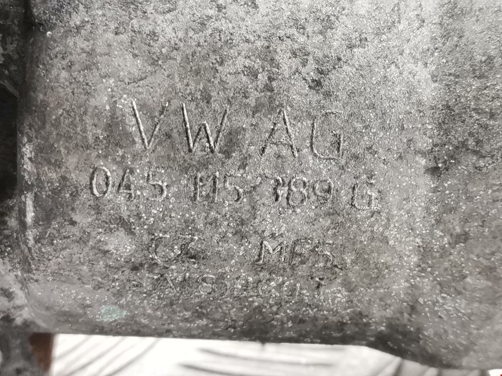 Корпус масляного фильтра VOLKSWAGEN Caddy III 2004-2015