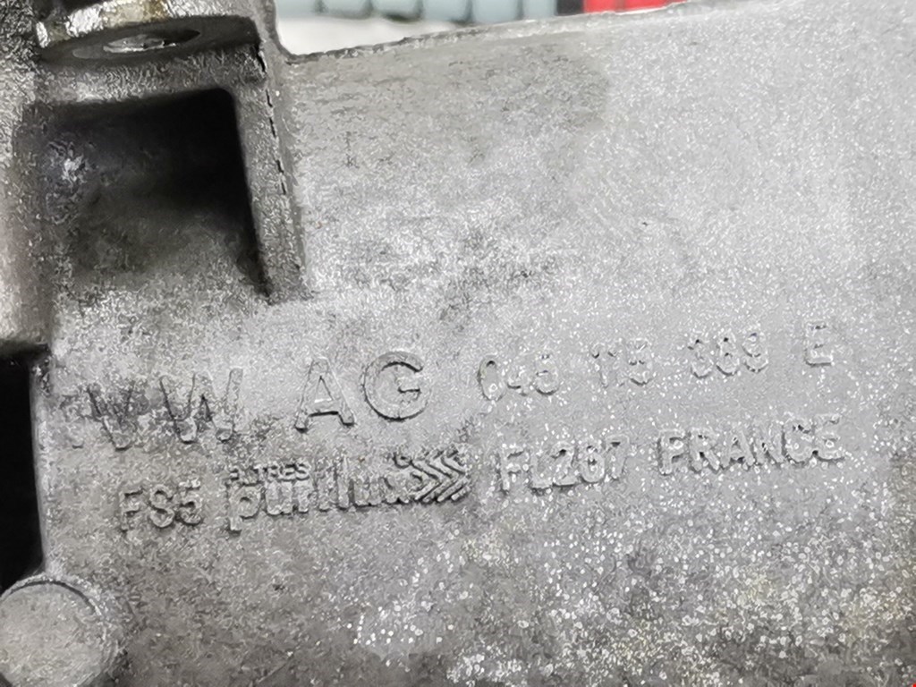 Корпус масляного фильтра VOLKSWAGEN Caddy III 2004-2015