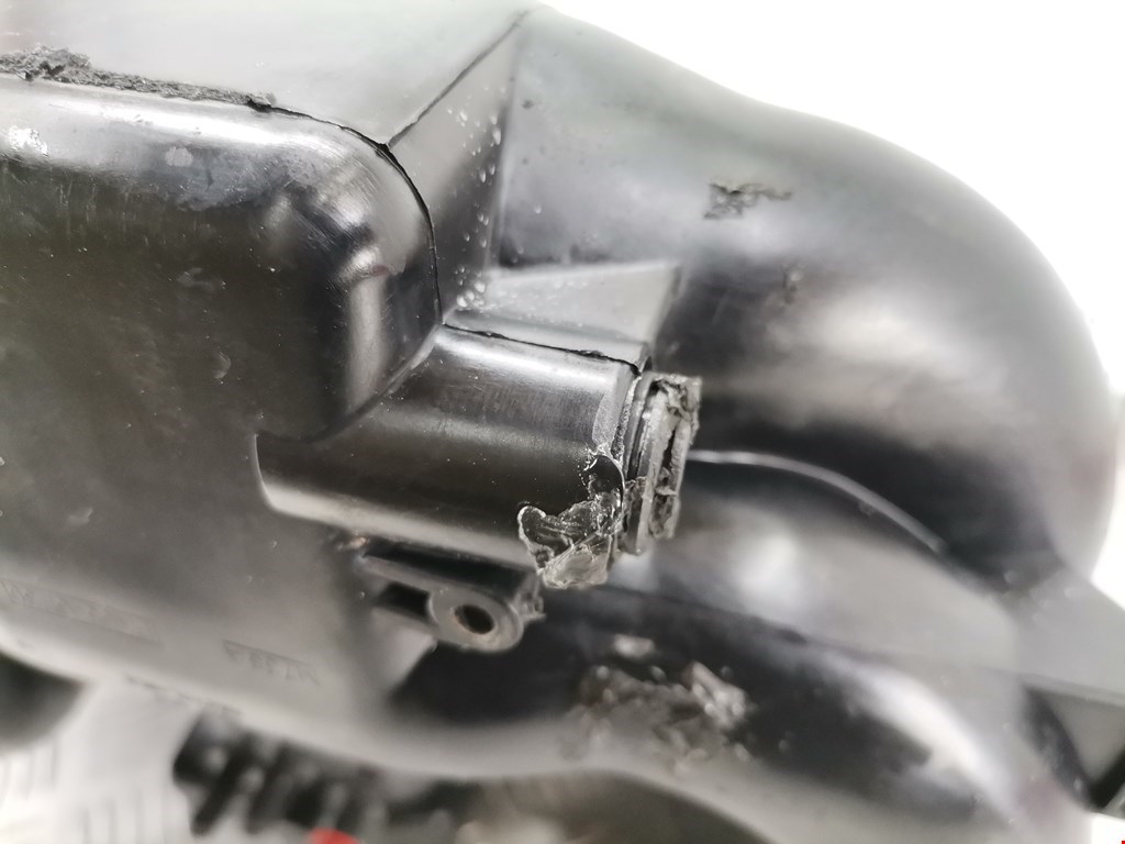 Коллектор впускной FORD Mondeo II 1996-2000