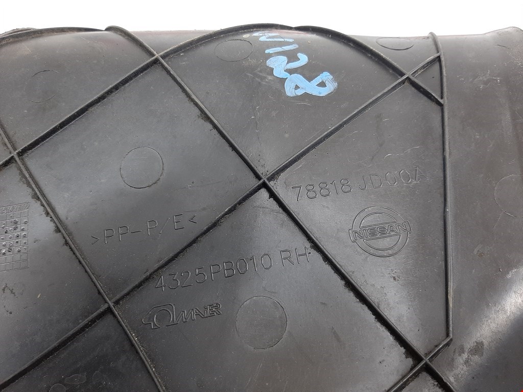 Локер (подкрылок) задний правый NISSAN Qashqai J10 2006-2013