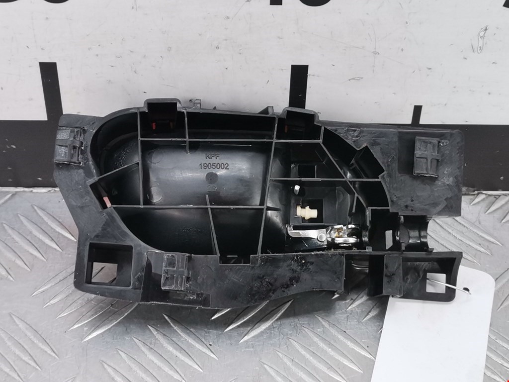 Ручка дверная задняя внутренняя левая PEUGEOT Partner 2008-2018