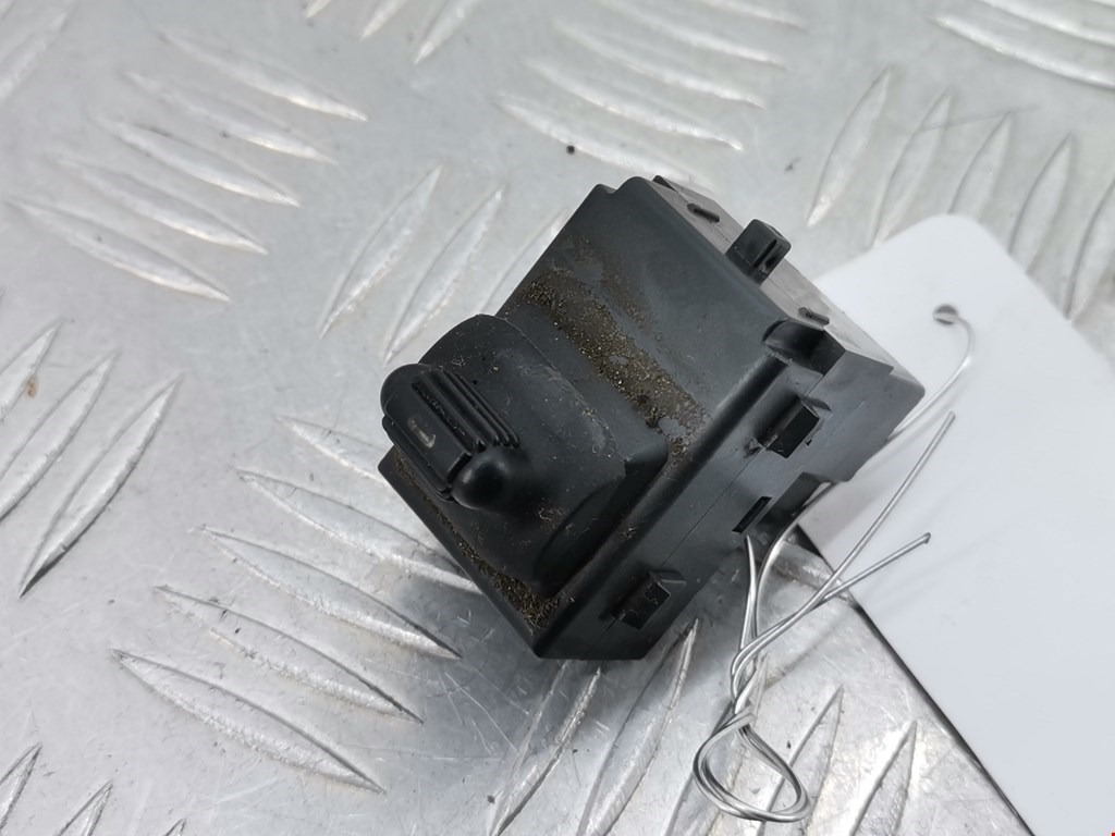 Кнопка стеклоподъемника CHRYSLER 300 M 300M 1998-2004