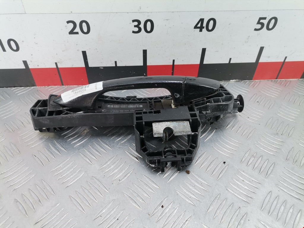 Ручка двери задней наружная левая MERCEDES-BENZ C-Class C-klasse W204 2007-2015