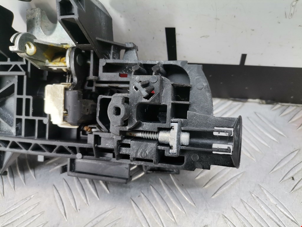 Ручка двери задней наружная левая MERCEDES-BENZ C-Class C-klasse W204 2007-2015