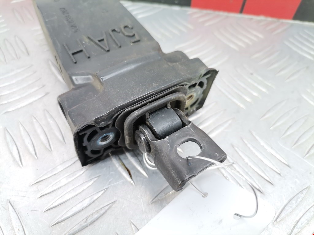 Ограничитель открывания двери SKODA Rapid 2012-2020