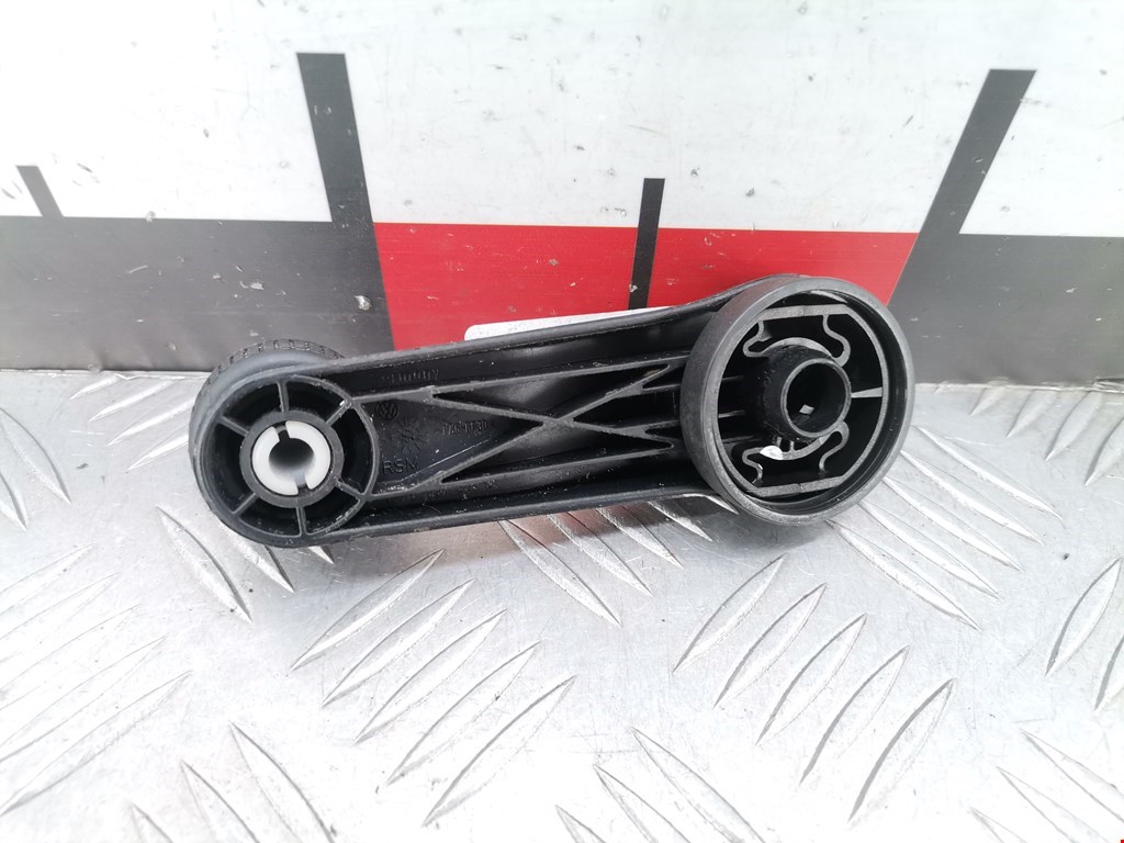 Ручка стеклоподъемника SKODA Octavia A5 1Z- 2004-2013