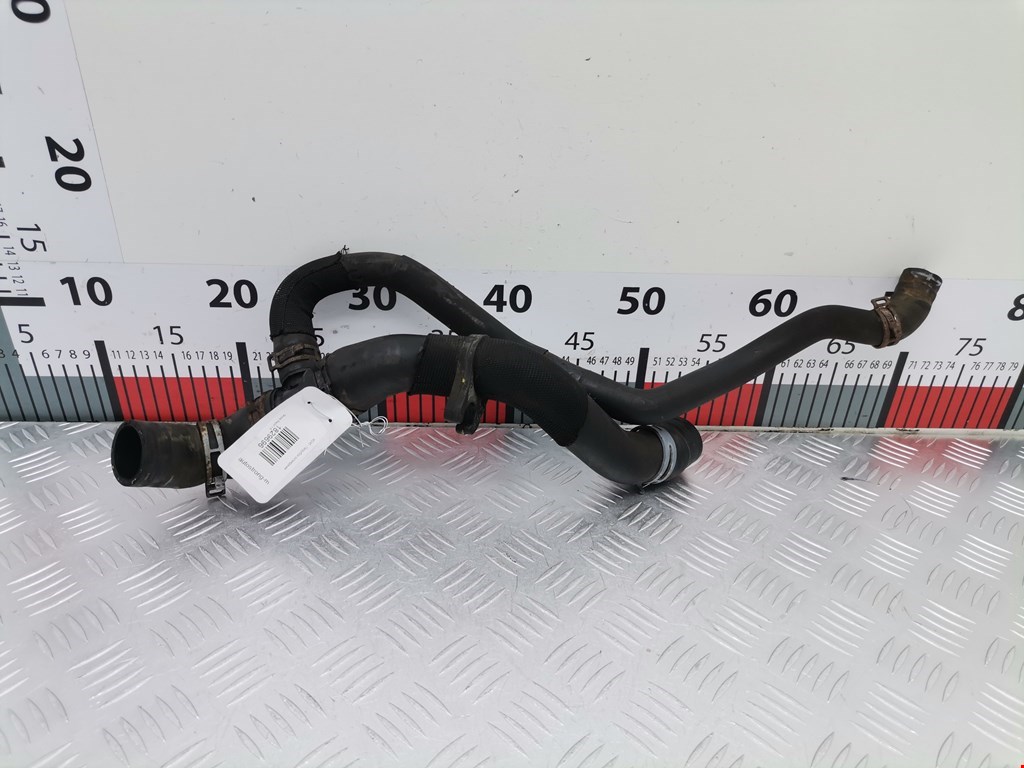 Патрубок системы охлаждения Skoda Rapid (2012-2020)