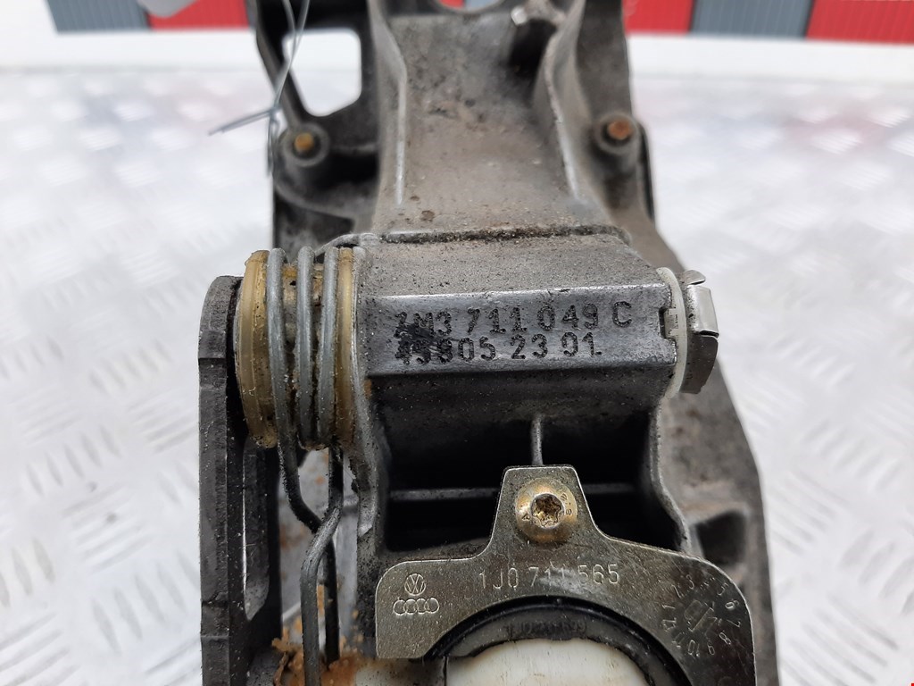 Кулиса (селектор) АКПП/МКПП в салоне VOLKSWAGEN Sharan 1995-2010