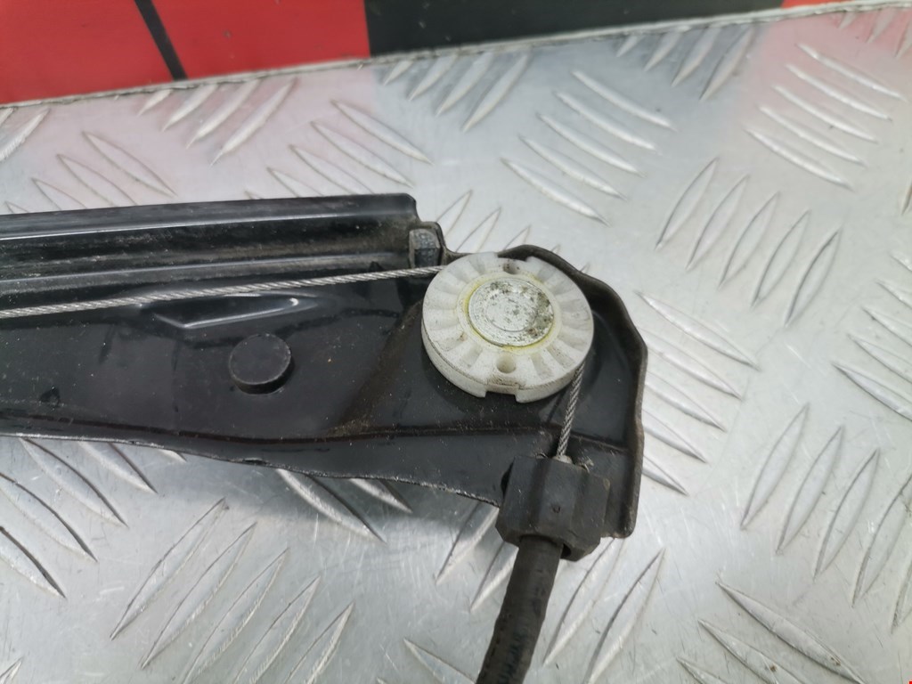 Стеклоподъемник задний левый SKODA Rapid 2012-2020