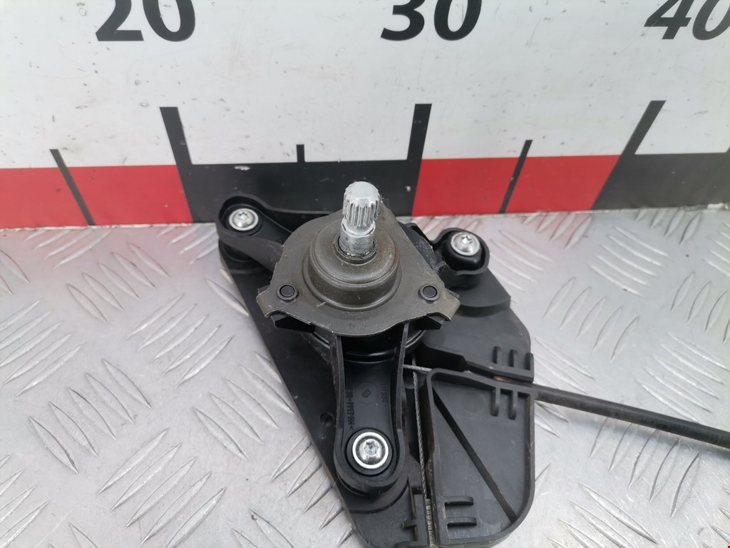 Стеклоподъемник задний левый SKODA Rapid 2012-2020