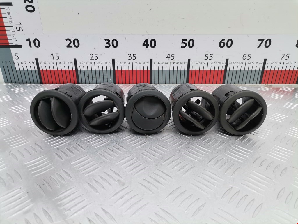 Дефлектор воздушный IVECO Daily III 1999-2006